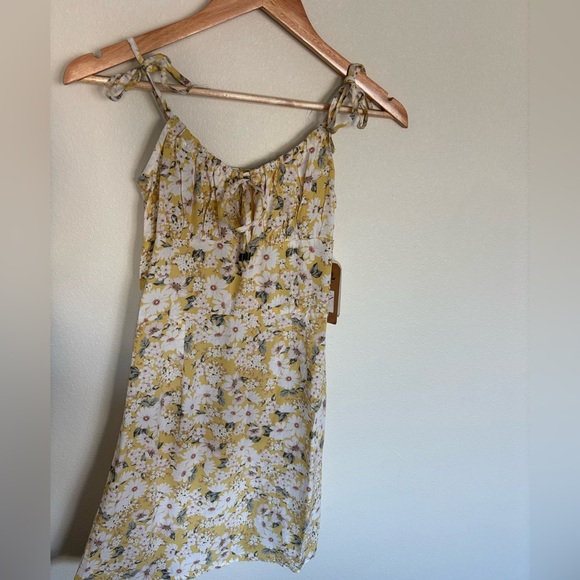 Billabong Yellow Floral Mini sundress - Picture 1 of 10